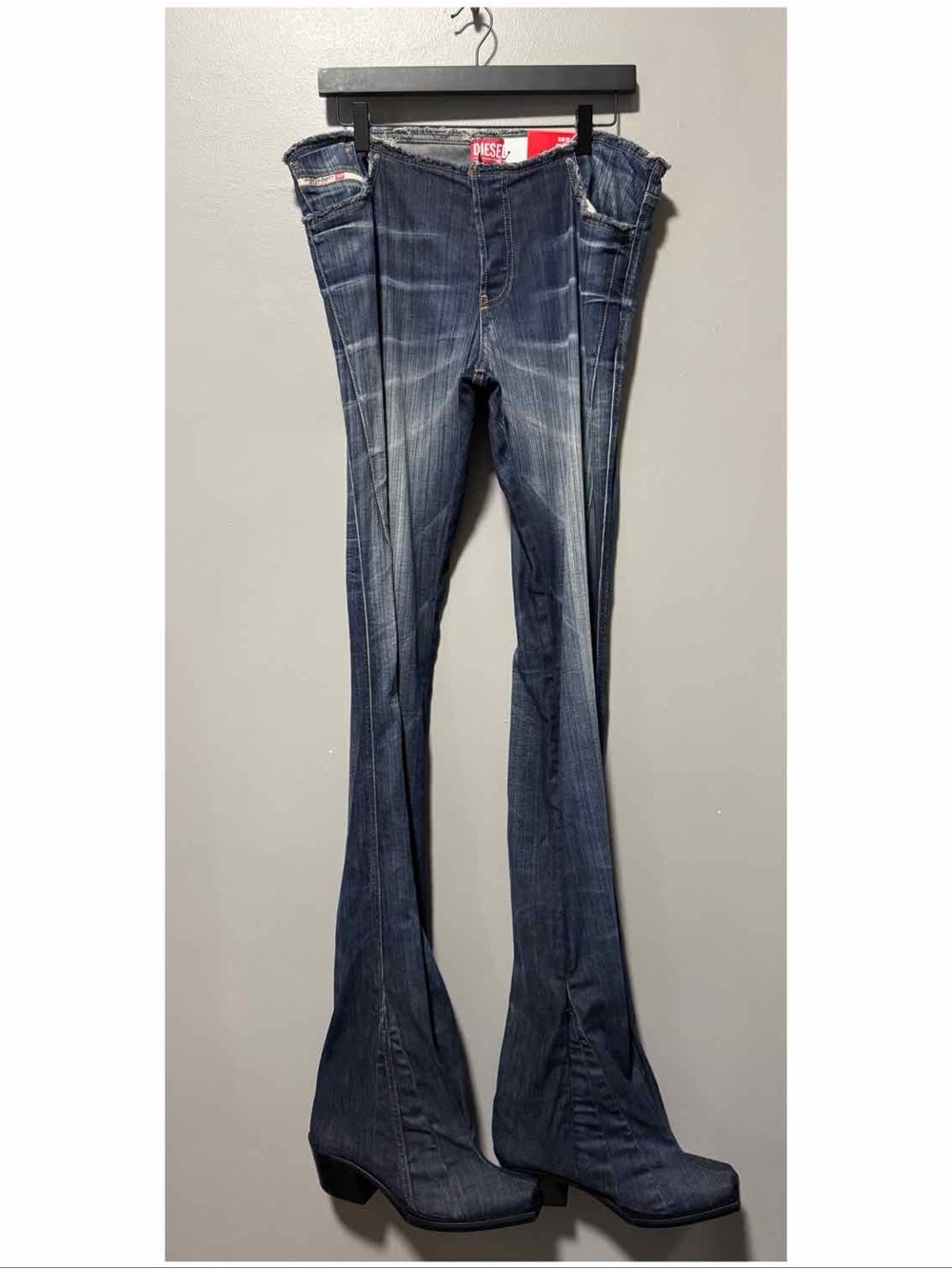 Diesel D-Bootcutboot 09I03 FW23 Runway Jeans Boots W34 EU43 L32 Tags